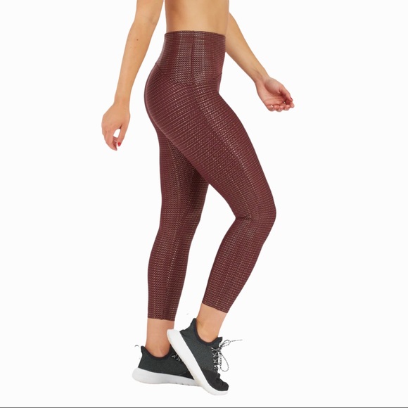 Spanx Booty Boost 7/8 Active Leggings in Wine - Picture 3 of 7